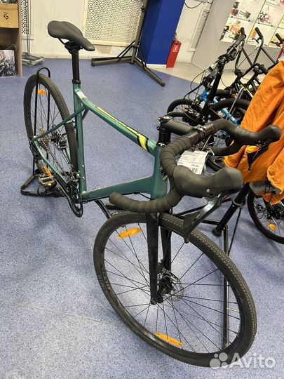 Шоссейный велосипед 58 см GT 21 grade expert jade