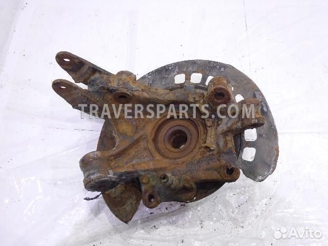 Кулак задний левый Ауди Q7 4L