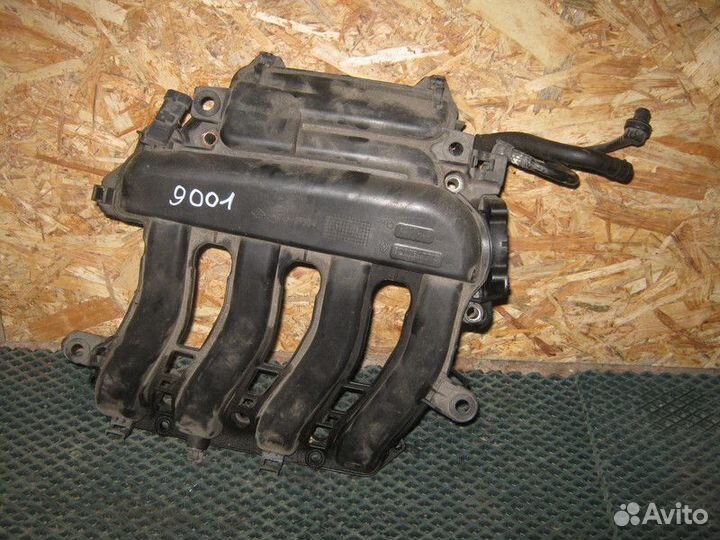 Впускной коллектор Renault Megane 3