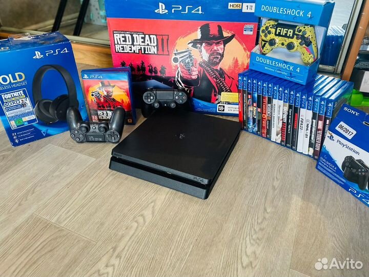 Sony Playstation 4 + 300игр