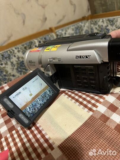 Видеокамера sony digital 8 DER-TRV520E