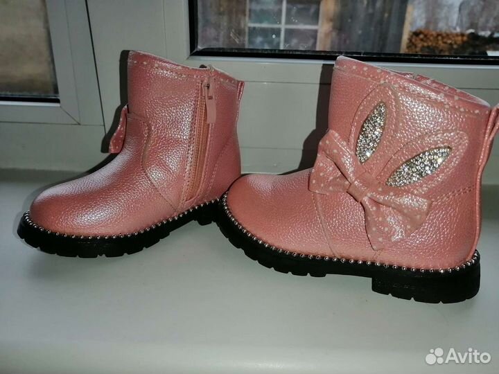 Детские ботинки