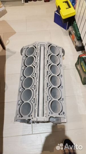 Блок двигателя для стола 6,8,12 цилиндров