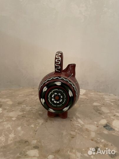 Кувшин декоративный