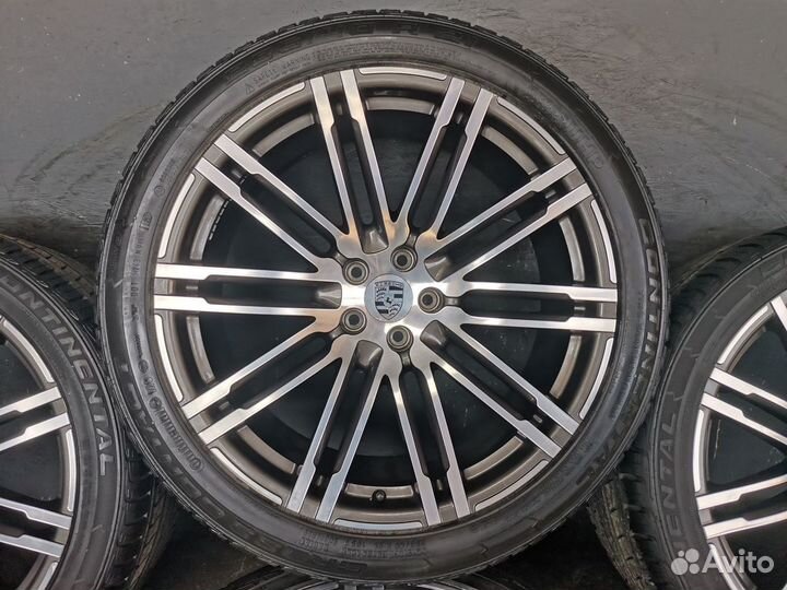 Оригинальные колеса на Porsche Macan R21 Turbo 3