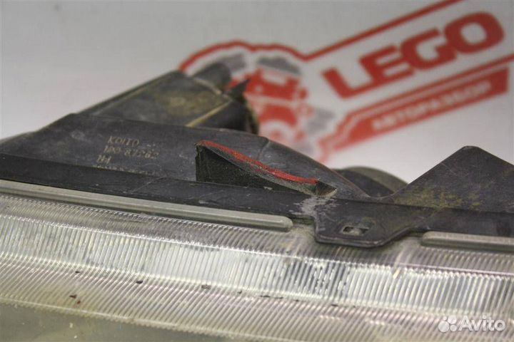 Фара левая Mitsubishi MR566909