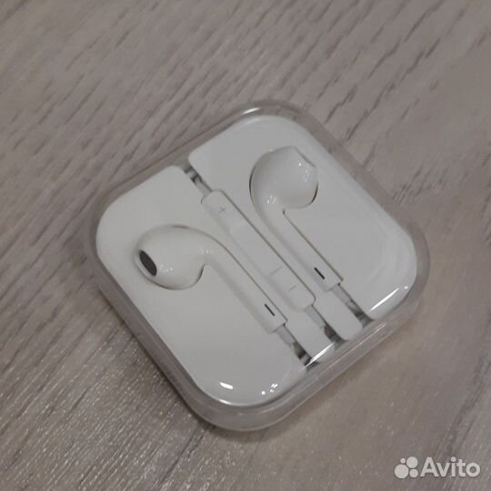 Наушники Apple earpods
