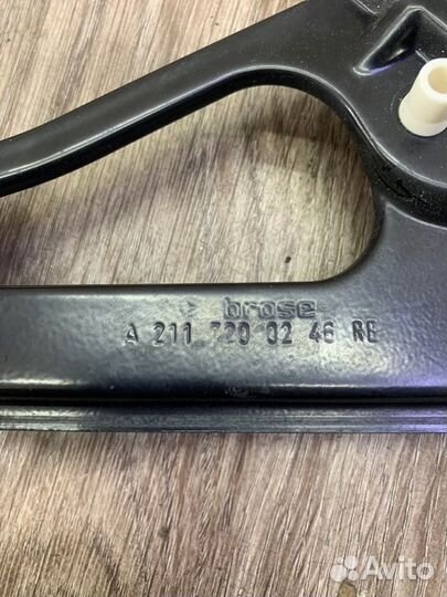 Стеклоподъемник передний правый Mercedes E-Class