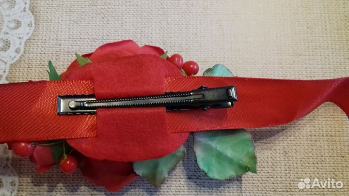 Заколки, резинки, ободки для волос