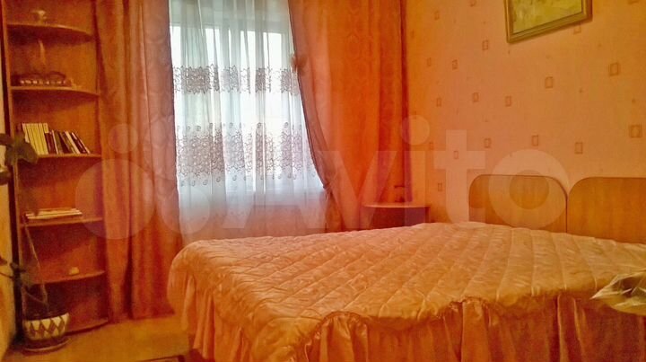 2-к. квартира, 50 м², 4/9 эт.