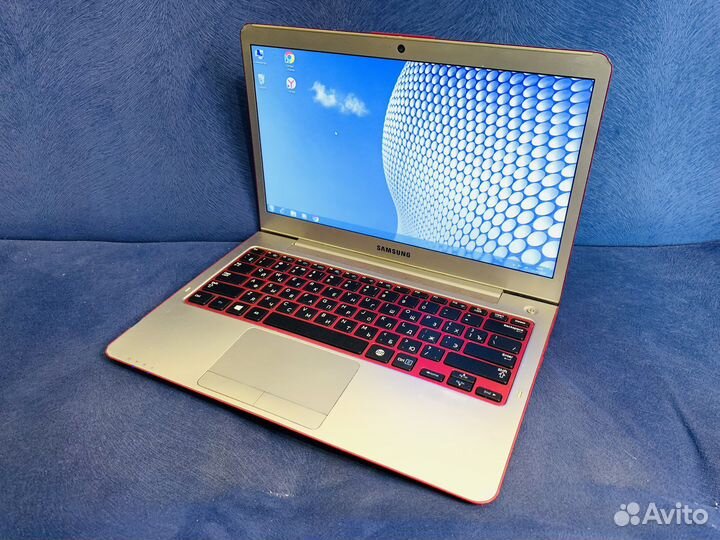 Ультрабук (SSD/6 гб/легкий)