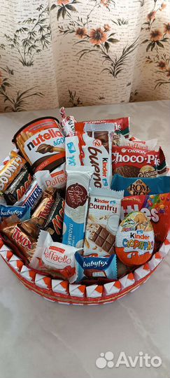 Подарок киндер торт, сердце, подарочные боксы