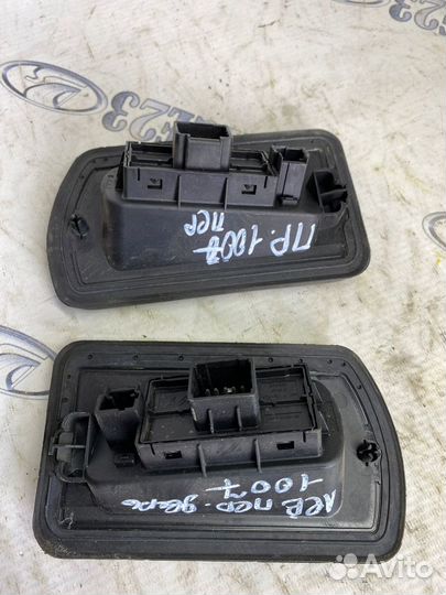 Концевик двери Peugeot 1007