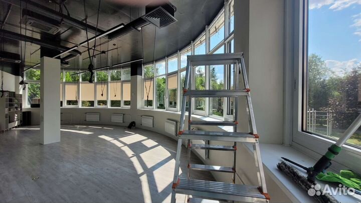 Мойка окон, мытьё окон, робот для мойки окон