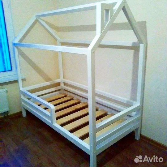 Детская кровать домик