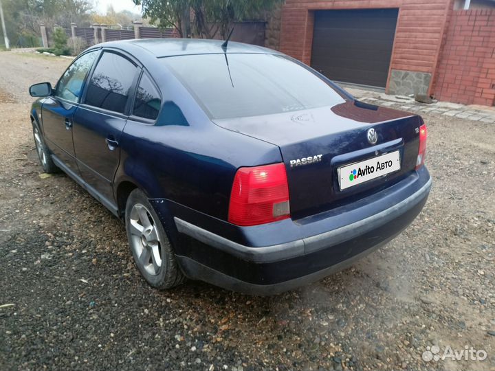 Volkswagen Passat 1.8 МТ, 1998, 420 000 км