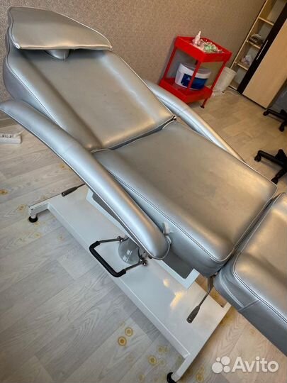 Кушетка гидравлическая