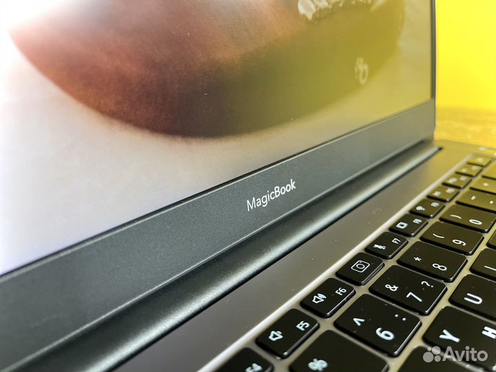 Легкий и тонкий ультрабук Honor - Intel Core