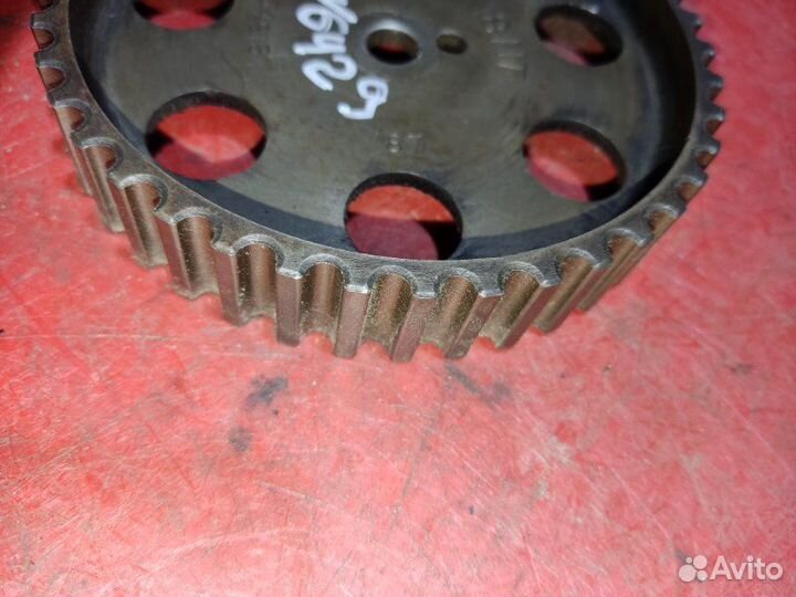 Шестерня распредвала Opel Vectra A седан 1.8I 1995