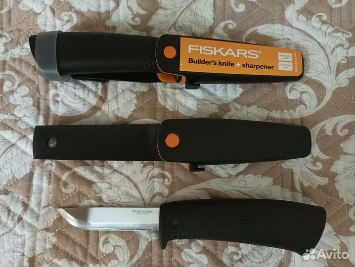 Топор колун А19 Fiskars + нож с точилкой Фискарс