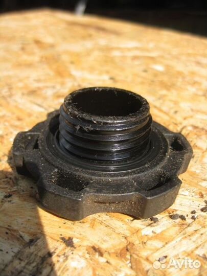 Крышка маслозаливной горловины Honda Accord (89-93