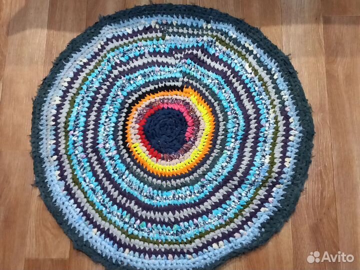 Коврик ручной работы