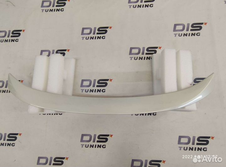 Спойлер на Багажник Toyota Corolla 210 Белый