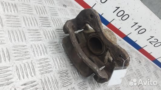 Суппорт тормозной передний правый hyundai tucson J