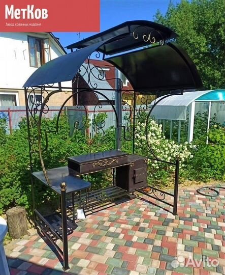 Кованые мангалы с крышей