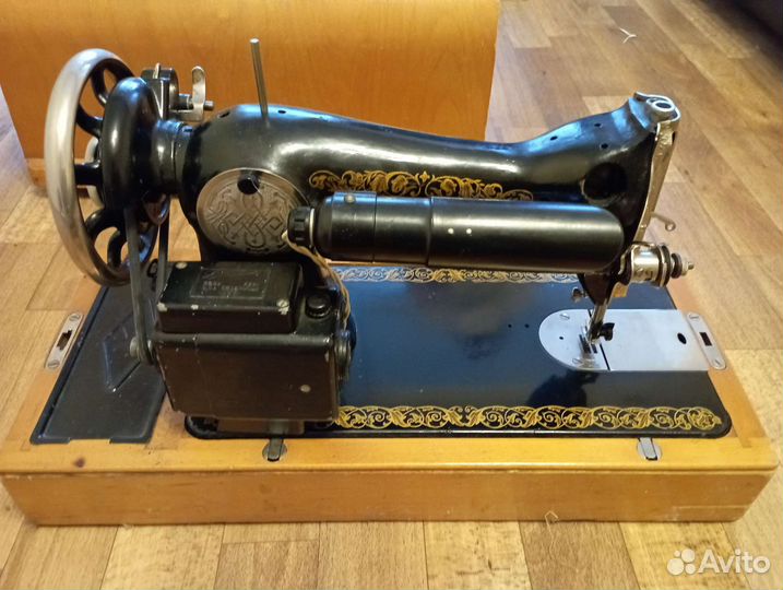 Швейная машинка