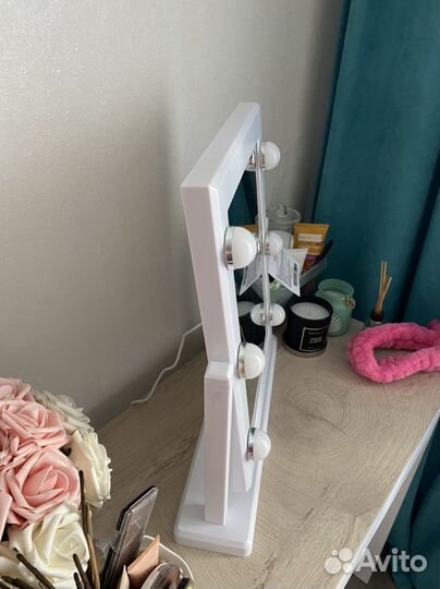 Зеркало с подстветкой для туалетного столика новое