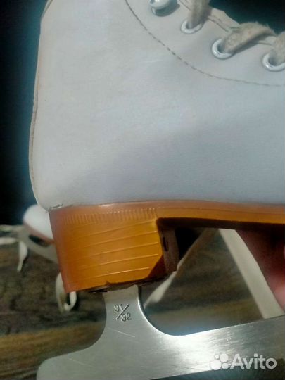 Коньки фигурные