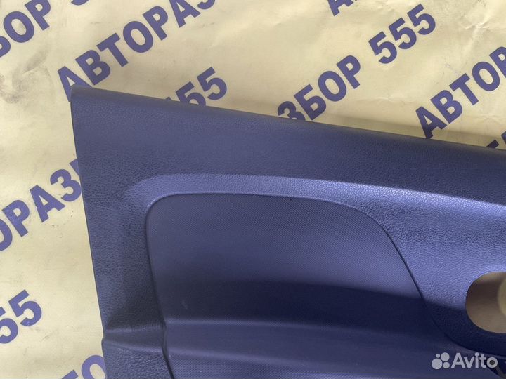 Обшивка двери передней левой Renault Logan 2