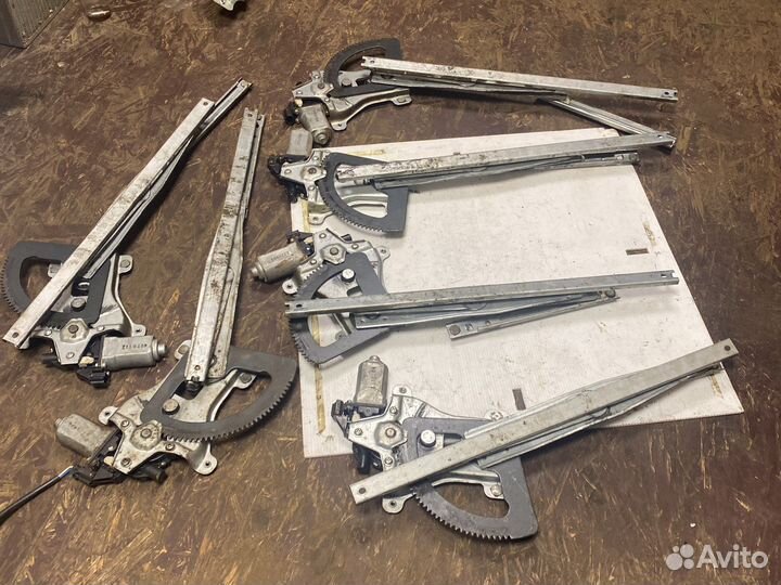 Стеклоподъемник передний Шевроле Авео т250