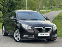 Opel Insignia 2.0 AT, 2012, 129 000 км, с пробегом, цена 1 050 000 руб.