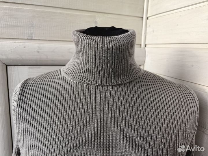 Водолазка гольф Uniqlo 100 шерсть, 42-44, 44-46 р