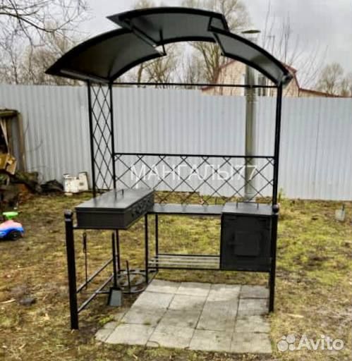 Мангал с крышей