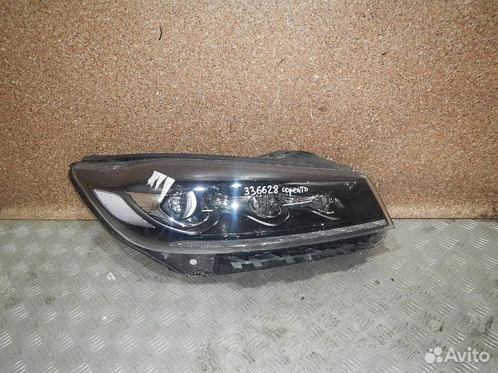 Фара правая Kia Sorento/Sorento Prime