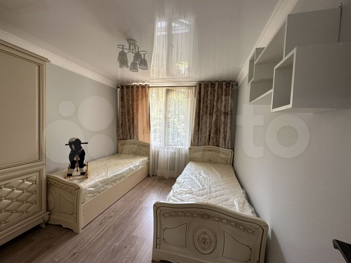3-к. квартира, 60 м², 1/5 эт.
