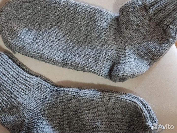 Носки шерстяные, ручной вязки