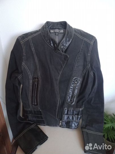 Джинсовая куртка