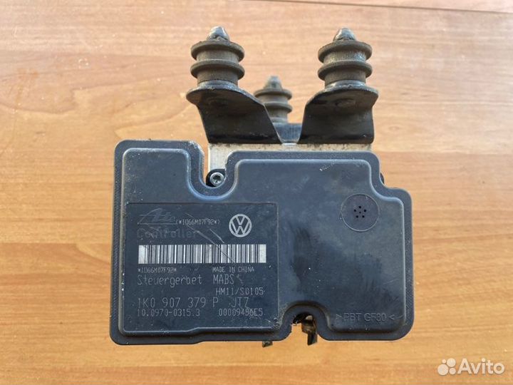 Блок управления abs Skoda Octavia liftback A5 BLF