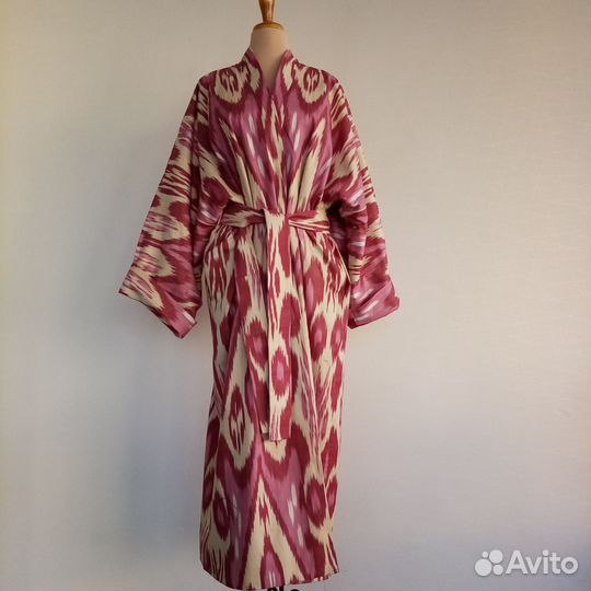 Узбекский халат из иката. Узбекский чапан. Кимоно