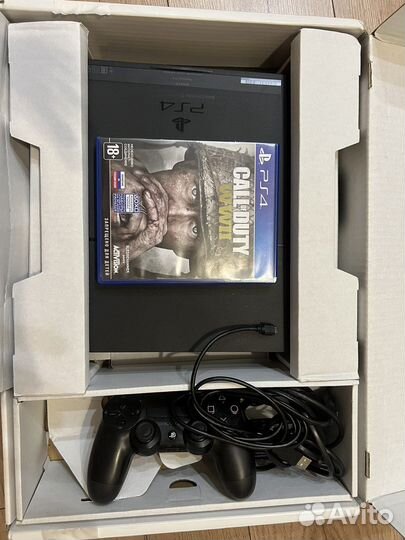 Игровая приставка PS4 500