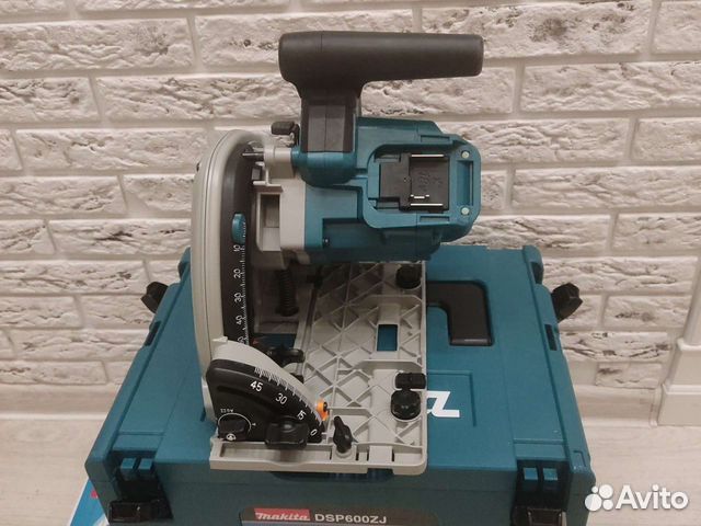 Погружная пила Makita dsp600zj