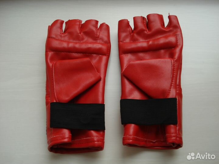 Перчатки Atemi