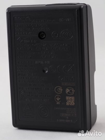 Аккумуляторы и зарядные устройства для фотокамер