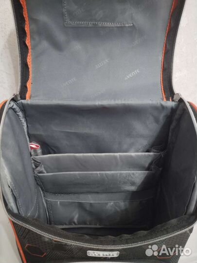 Рюкзак школьный