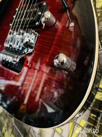 Электрогитара + Чехол + Ремень (Floyd Rose)