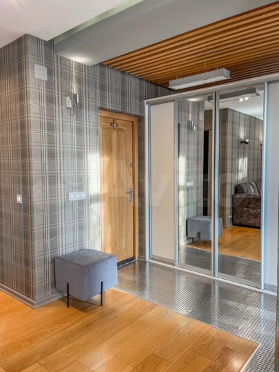 2-к. квартира, 57 м², 4/7 эт.